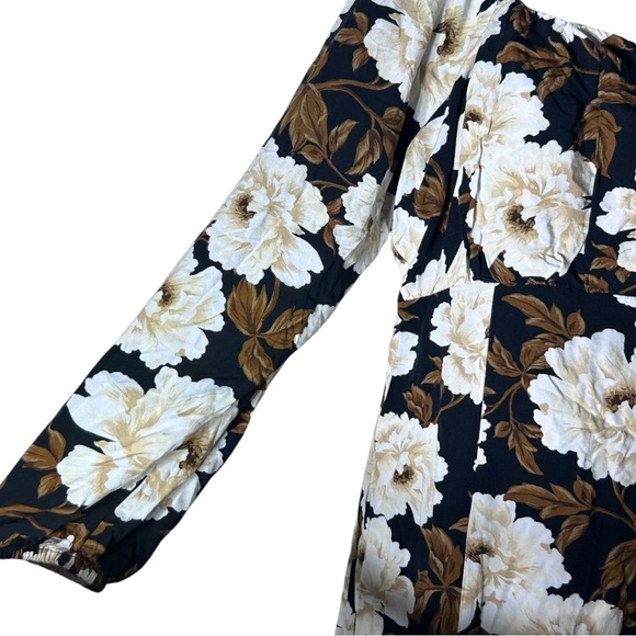 Old Navy Black & White Floral Waist-Defined Square-Neck Maxi Dress size XXL - Picture 6 of 11